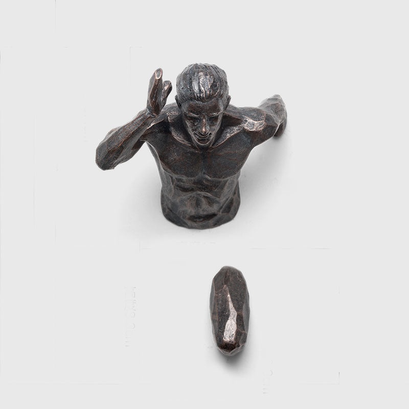 Moderne wanddecoratie beeld - abstracte lopende figuur in hars