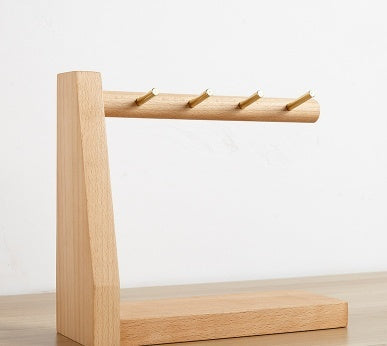 Sleutelhouder van Hout met Messing Haken – Modern en Minimalistisch Ontwerp