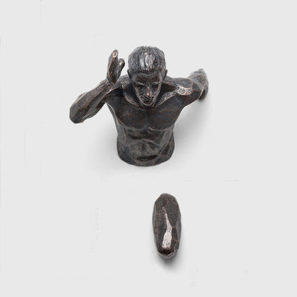 Moderne wanddecoratie beeld - abstracte lopende figuur in hars