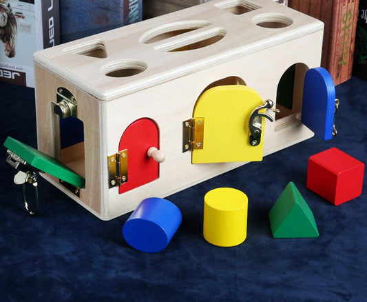 Educatieve houten vormenstoof met sloten - Kleurrijk speelgoed voor kinderen