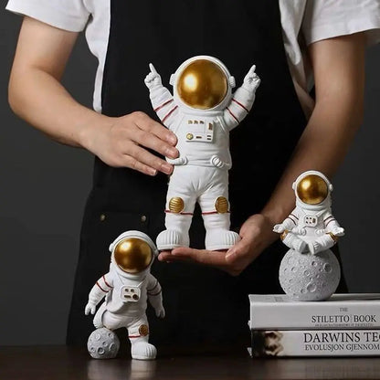 Astronauten Beeldje - Decoratieve Spaceman Maan Beelden