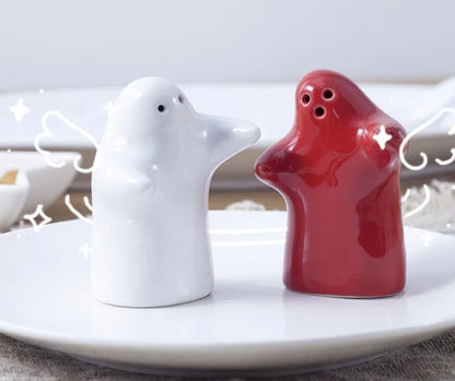 Ceramisch Peper- en Zoutstel Knuffel Spookjes – Creatief Omhelzend Design