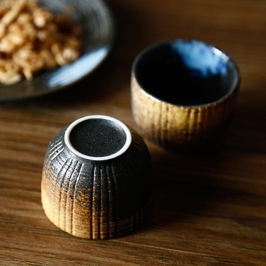 Japanse Sake Set van Keramiek – Traditionele Karaf met 4 Sake Bekers